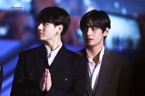 💜 Taehyung And Jungkook 🖤 Bts 방탄소년단 Bangtan Bangtanboys Jungkook