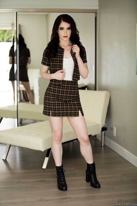 Evelyn Claire Cock For Arts Sake 0002 Porn Pic