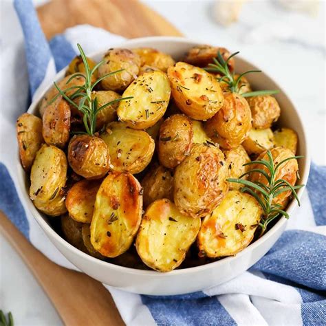 Garlic Rosemary Roasted Potatoes Planted In The Kitchen Recipe