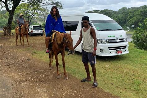 Private Tour From Montego Bay To Dunns River Falls And Blue Hole Secret