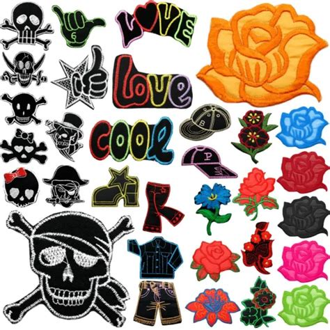 PATCH ÉCUSSON BRODÉ Thermocollant Pirate Crâne Fleurs Skull Motif