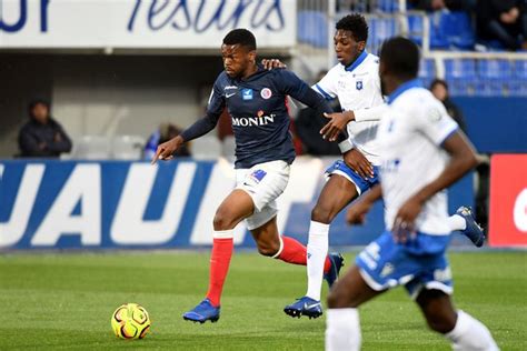 Ch Teauroux Bat L Aj Auxerre Sur Le Fil Et Valide Son Maintien En Ligue