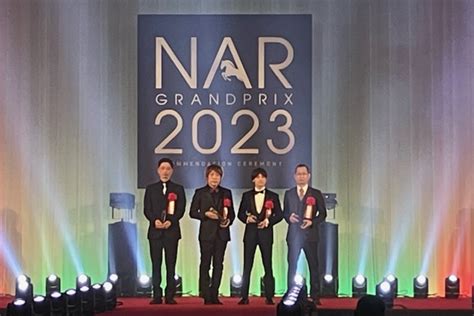 【narグランプリ2023表彰式】2年連続年度代表馬イグナイター陣営が海外遠征へ意気込み 新子雅調教師「jraや世界を見据えて戦いたい