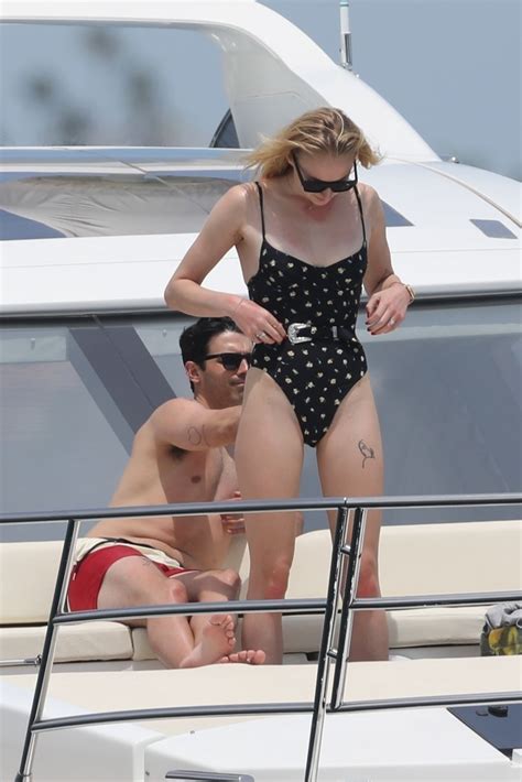 Sophie Turner And Joe Jonas At A Boat In Cabo San Lucas