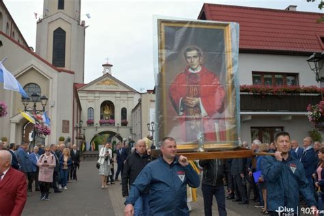 Pracownicy Zbrojeni Wki Z Ca Ej Polski Modlili Si U Matki Bo Ej