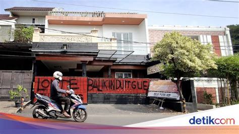 Ini Rumah Tersangka Investasi Bodong Alkes Yang Jadi Target Vandalisme