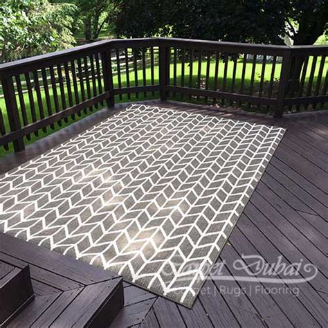 Outdoor Carpets Dubai Best Carpets For Terraces Patios