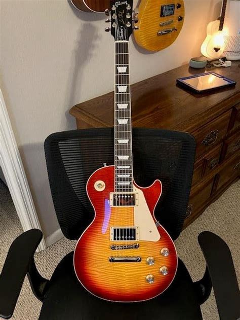 Used Gibson Les Paul Standard '60s AAA - Sweetwater's Gear Exchange