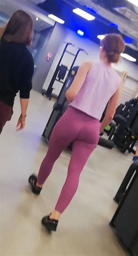 Milf In Leggings At The Gym OC Spandex Leggings Yoga Pants Forum