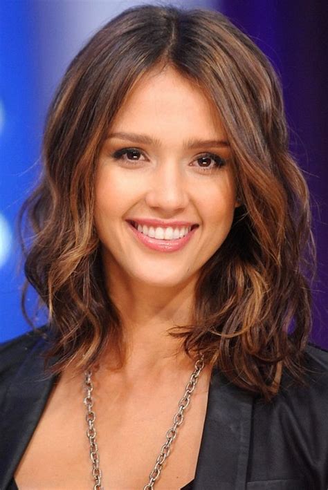 Jessica Alba Hairstyles - Styles Weekly