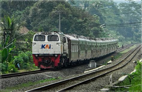 KA Tambahan Gambir Solo Rafid Dhiya Ulhaq Flickr