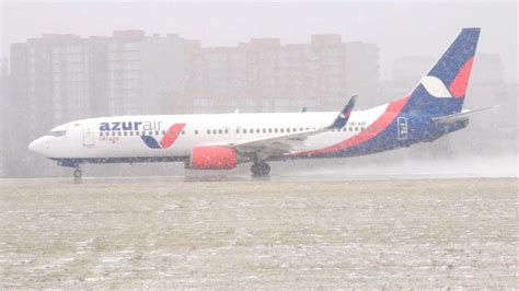 Boeing 737 800 89L UR AZF Azur Air Ukraine 2021 11 29 Lviv LWO