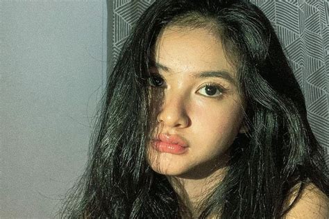 Profil Dan Biodata Adinda Azani Resmi Tunangan Dengan Armand Zachary