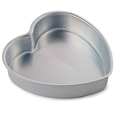 Shaped Cake Pans Nordic Ware Elegant Heart Bundt Pan