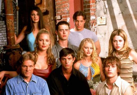 Special #Iggle Episode: Roswell Season 2 Rewatch | Common Room