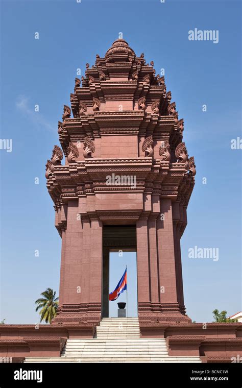 The Independence Monument Vimean Ekareach Phnom Penh Cambodia Stock