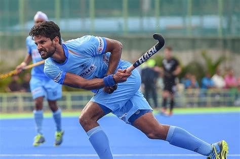 Hockey India names 20-member squad for Hero Men's Asia Cup - myKhel