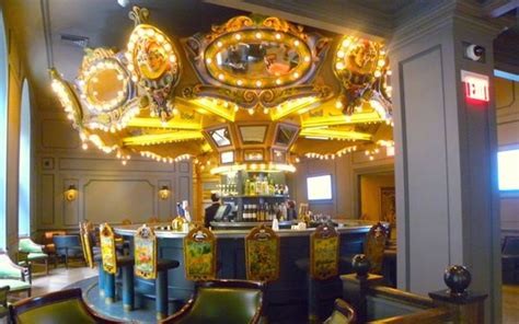 Carousel Barit Spins Hotel Monteleone New Orleans Hotels Hotel Bar