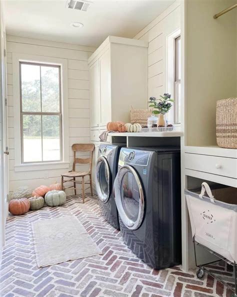 34 Shiplap Laundry Room Ideas For An Instant Home Makeover