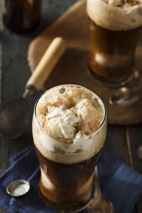 Frozen Dark Stout Beer Float Stock Image Image Of Stout Brown 50024387