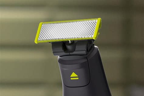 Trymer PHILIPS OneBlade Pro QP6550/15 - Opinie i ceny na Ceneo.pl