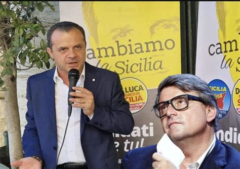 Cateno De Luca Calenda Ha I Calli Al Culo Per Tutte Le Poltrone Che