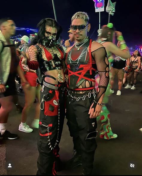 Pin By Bailey Henman On Edm Festival Outfit In Rave Couple