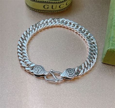 Gucci Браслет купить на OZON по низкой цене (1716620584)