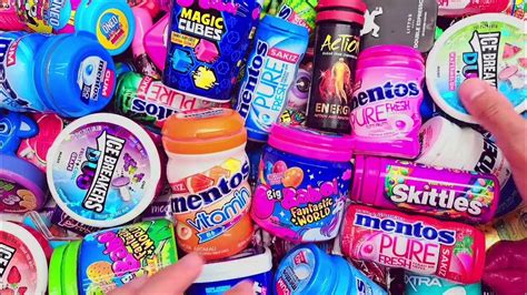 Unboxing different flavors of Mentos - YouTube