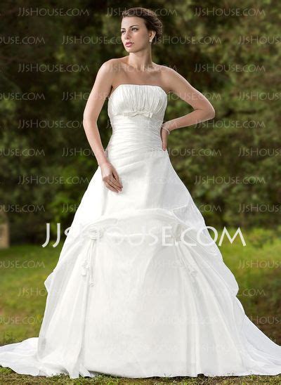 US 217 00 Ball Gown Strapless Chapel Train Taffeta Wedding Dress