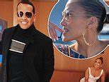 Maria Sharapova Shows Off Physique In Bikini As She Vacations In Hawaii Daily Mail Online