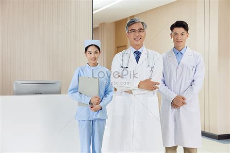 Hospital Front Desk Medical Personnel Professional Image Picture And HD ...