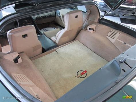 1993 Chevrolet Corvette Coupe Trunk Photo 51643105