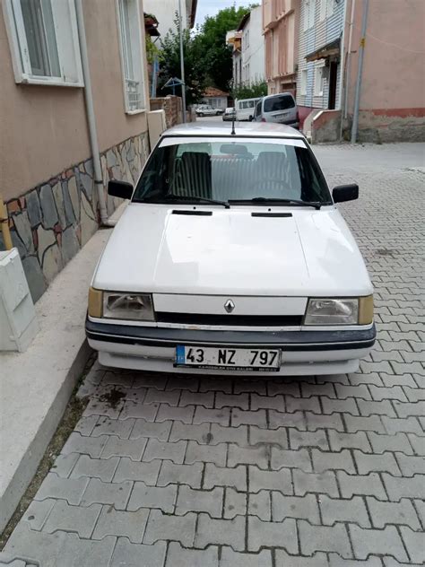 Satılık 94 model orta kasa Broadway Araba 1677413270