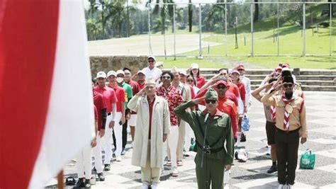 Selebritas Meriahkan Turnamen Golf Merah Putih Cup Ii Halaman 1