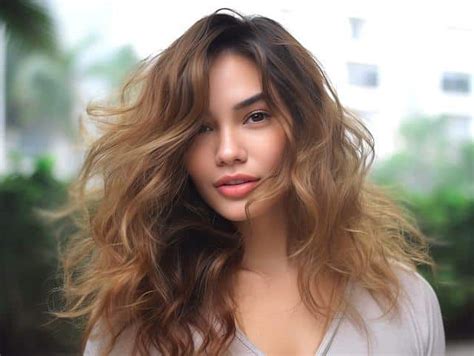 3 Sneaky Ways To Transform Your Straight Hair Into Luscious Waves