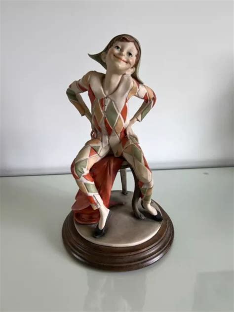 Vintage Giuseppe Armani Capodimonte Large Figurine Harlequin Jester Clown Italy 9995 Picclick Ca