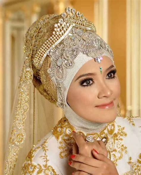 Beautiful Bridal Hijab Designs For Wedding Sheideas