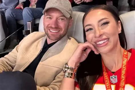 Hot Ones Host Sean Evans Breaks Up With Adult Film Star Melissa