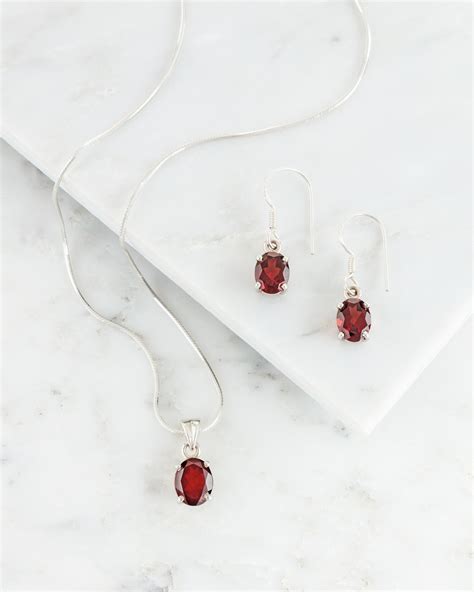 Garnet Jewelry Set | Shop Smithsonian Store