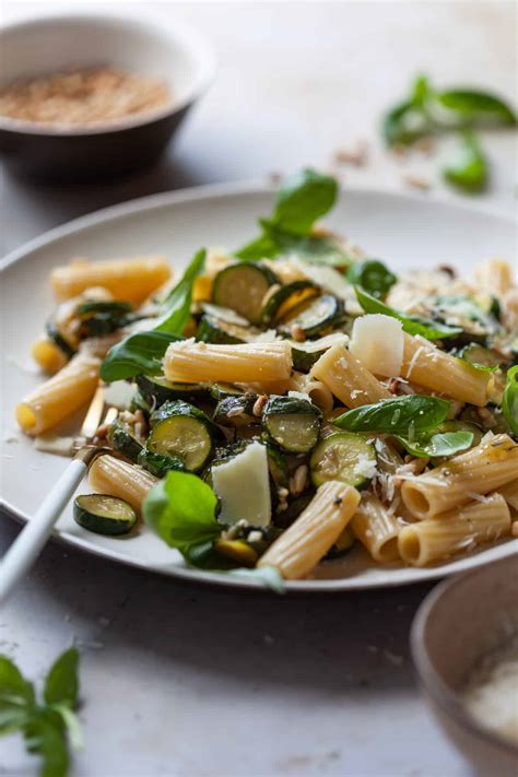 Vegan Zucchini Pasta - Vibrant plate