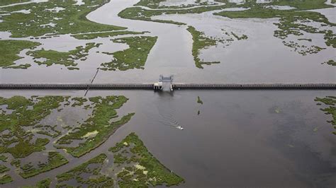 How New Orleans handled Hurricane Ida after post-Katrina changes - ABC News