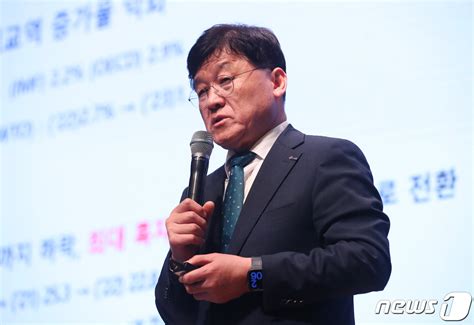 Nff2023 특별 강연하는 정만기 한국무역협회 상근부회장 네이트 뉴스