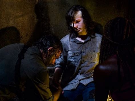 Carl De The Walking Dead Habla De Su Muerte Fue Devastador Excélsior