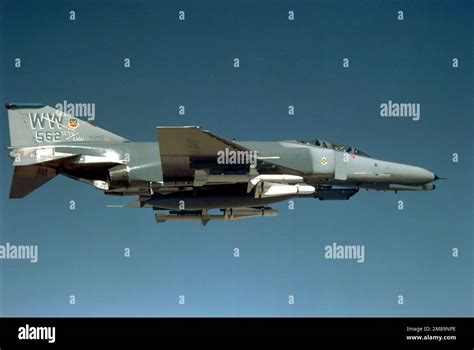 Vista Lateral Derecha Aire Aire De Un Avi N F G Wild Weasel Phantom Ii