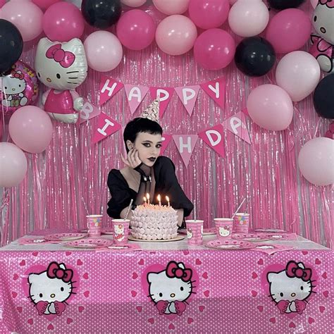 hello kitty birthday