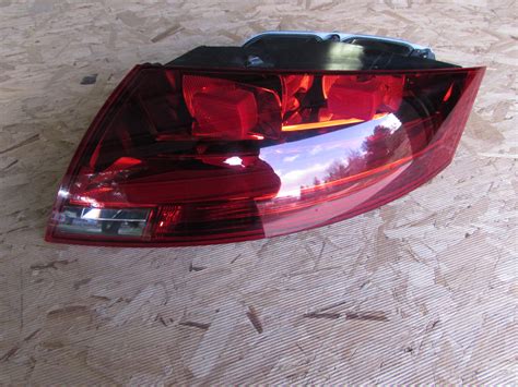 Audi Tt Mk J Oem Tail Light Right J E