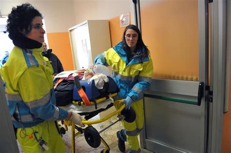 Pronto Soccorso Steward Per I Familiari Nuovi Spazi Di Attesa E