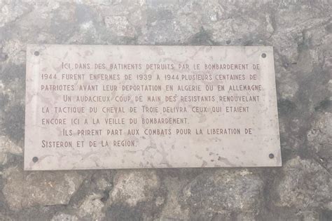 Memorials Sisteron Citadel - Sisteron - TracesOfWar.com