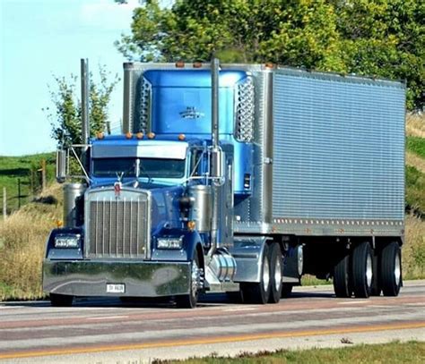 Semitrckn Kenworth Custom W900L With Matchin Reefer